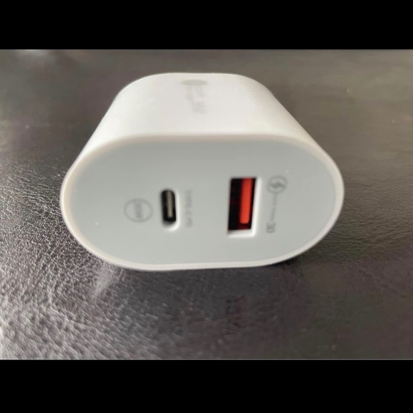 New Fast Charging 36w Dual Port(USB+TypeC) Charger Travel - Picture 1 of 3